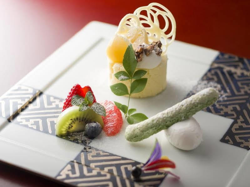 Fujisan Onsen Bessho Sasa Hotel Fudzsijosida Kültér fotó