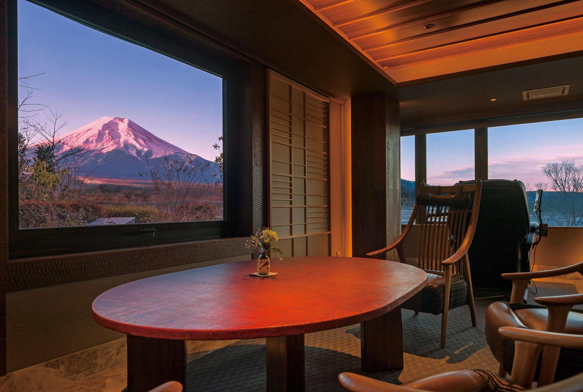 Fujisan Onsen Bessho Sasa Hotel Fudzsijosida Kültér fotó