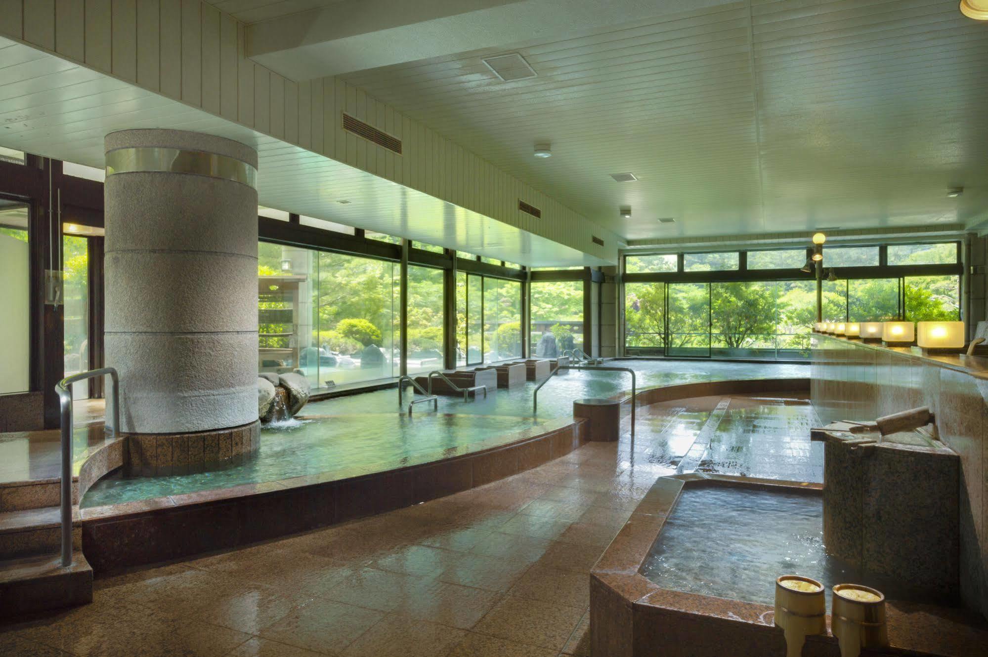 Fujisan Onsen Bessho Sasa Hotel Fudzsijosida Kültér fotó
